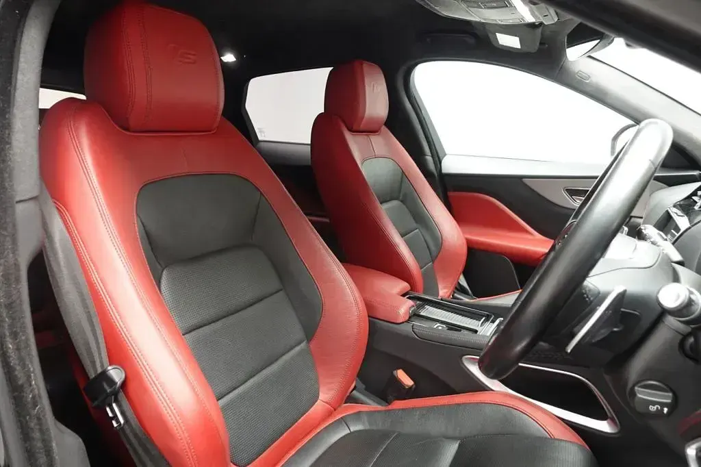 Used Jaguar F-Pace S 300 HP (220 kW) 2019 Black SUV