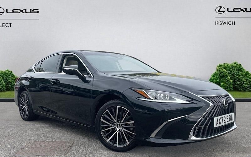 Used 2021 Lexus ES300H Sedan | £28,050 (A bit pricey) - Image 1/4