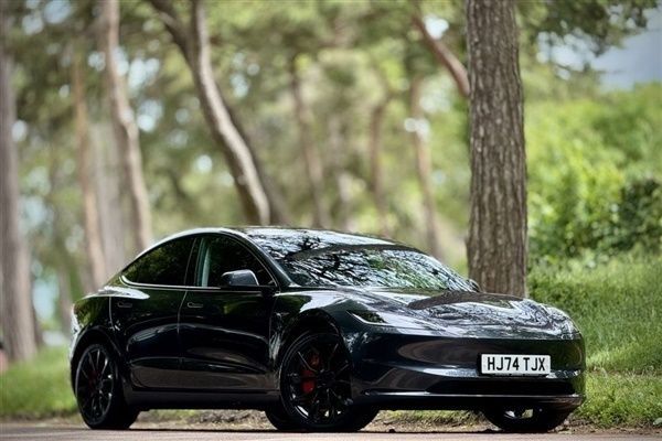 Grey Used 2024 Tesla Model 3 RWD Sedan | £34,995 - Image 1/1