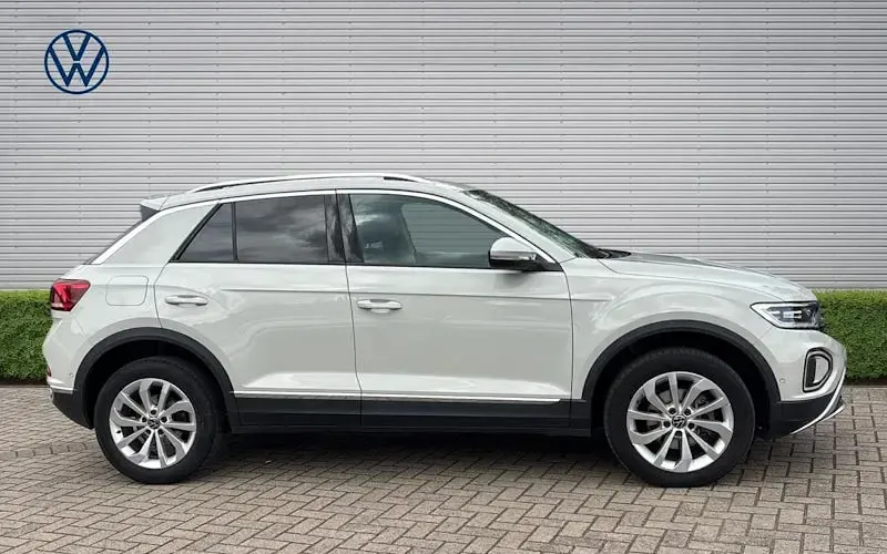 Second-hand VW T-Roc Style 110 CP (80 kW) 2023 Gri SUV