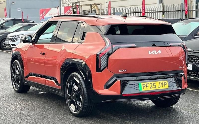 Used Kia EV3 GT-Line S 150 kW (204 HP) 2025 Orange SUV