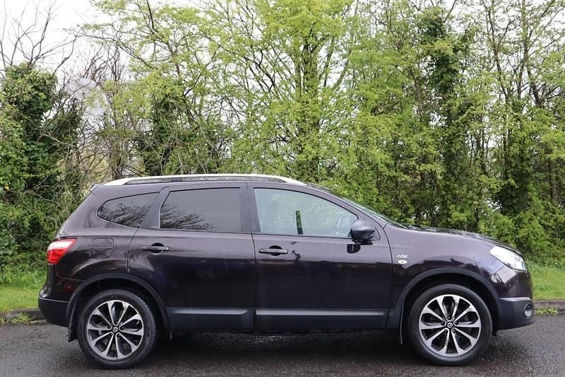 Used Nissan Qashqai +2 N-TEC 110 HP (80 kW) 2011 Black SUV