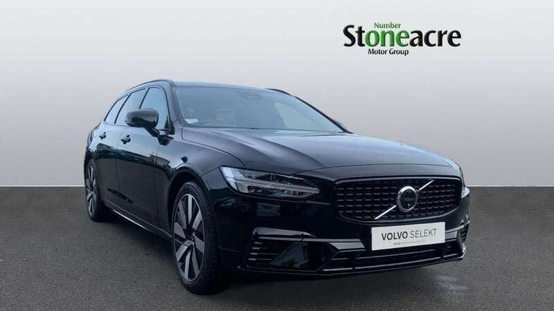 Black Used 2024 Volvo V90 Plus Estate | £43,000 (Expensive) - Image 1/4