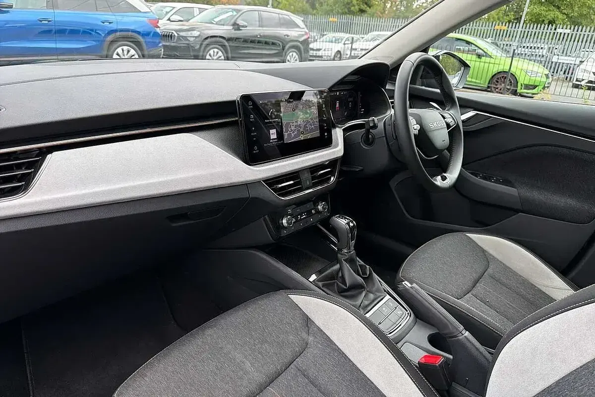 Used Skoda Kamiq SE L 110 HP (80 kW) 2025 Black magic pearl effect SUV