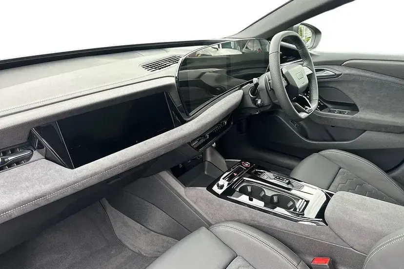 New Audi A6 e-tron S-Line 207 kW (282 HP) 2026 Daytona grey Hatchback