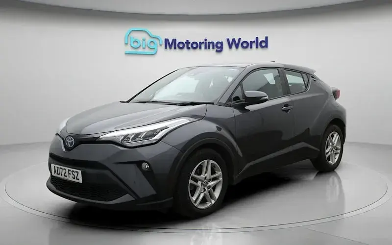 Usado Toyota C-HR 122 HP (89 kW) 2023 Cinzento SUV