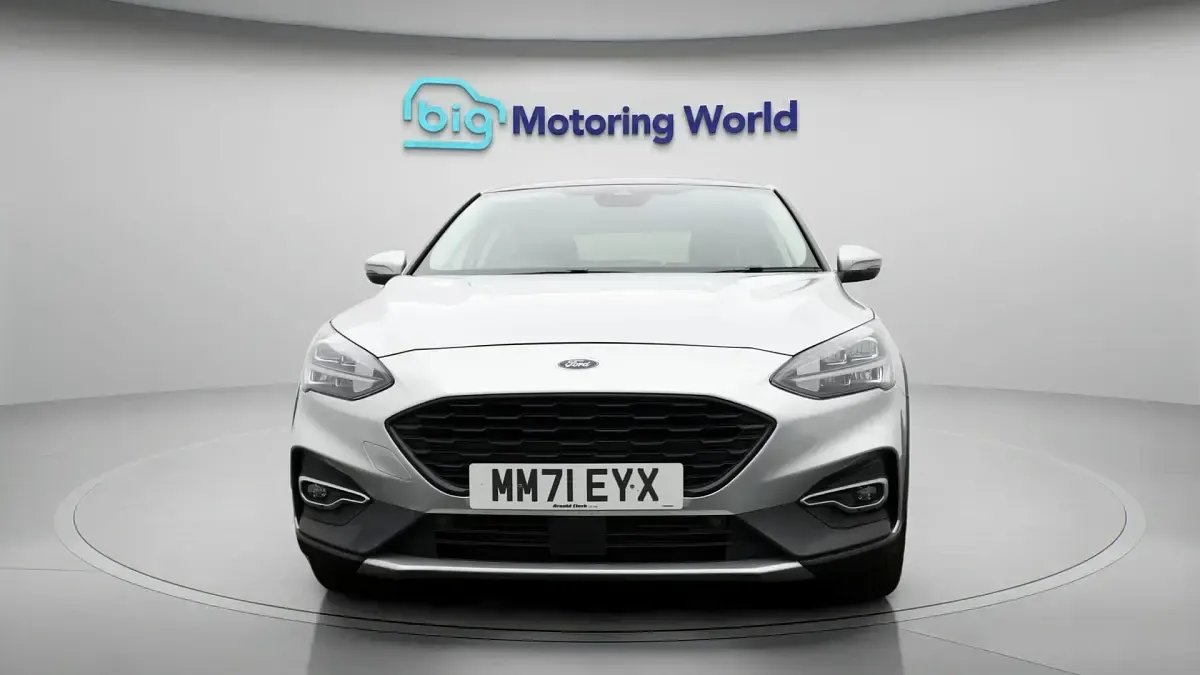 Used Ford Focus Active X 125 HP (91 kW) 2021 Silver Hatchback