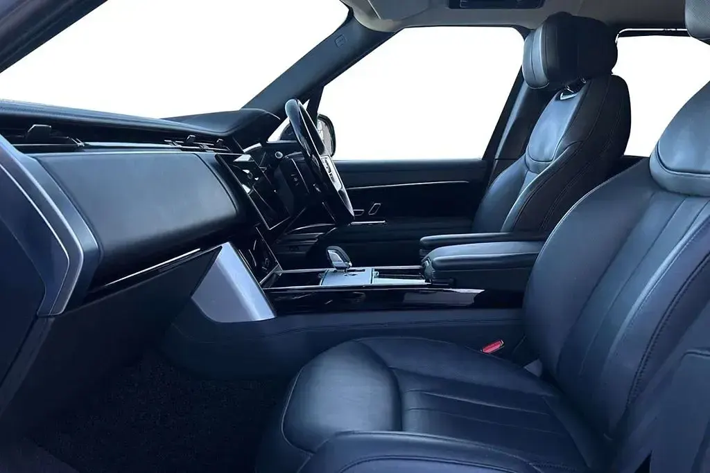 Usado Land Rover Range Rover Autobiography 296 CV (217 kW) 2025 Plateado SUV