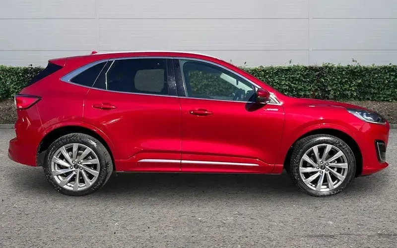 Used Ford Kuga Vignale 190 HP (139 kW) 2023 Red SUV
