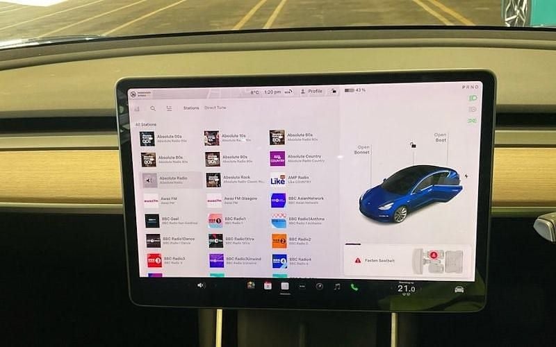 Used Tesla Model 3 Standard Range 180 kW (245 HP) 2021 Sedan