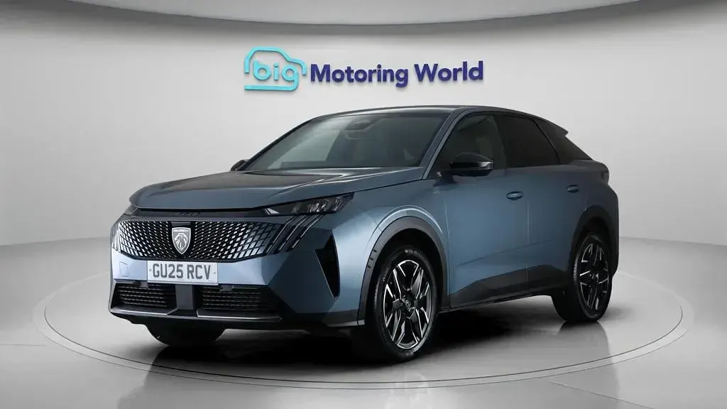 Used Peugeot 3008 Allure 136 HP (100 kW) 2025 Blue SUV