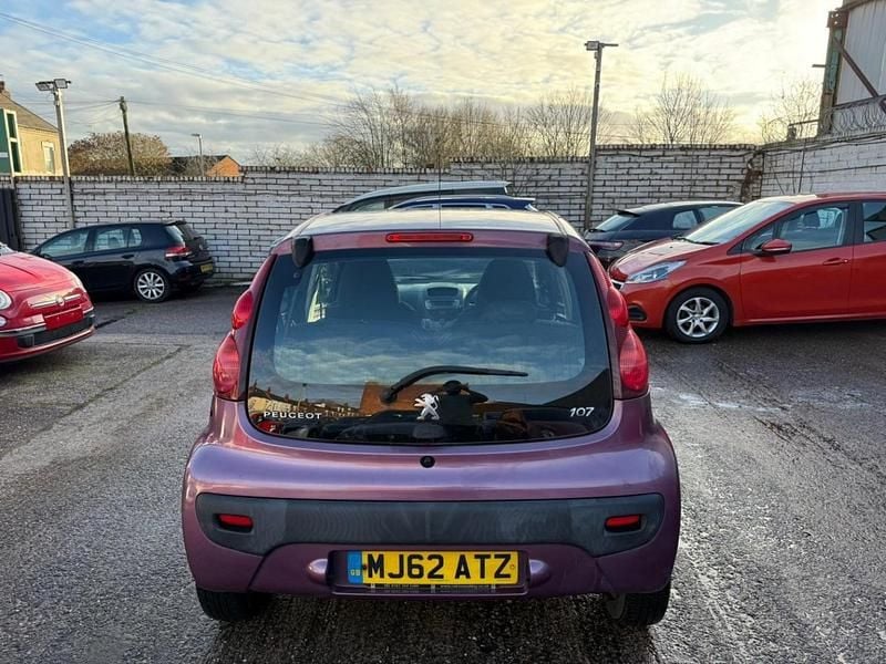Used Peugeot 107 Active 68 HP (50 kW) 2012 Purple Hatchback