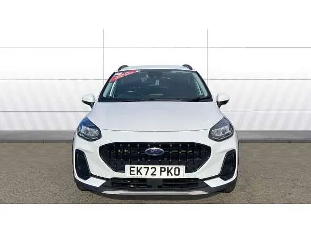 Second-hand Ford Fiesta Active 100 CP (73 kW) 2022 Alb Hatchback