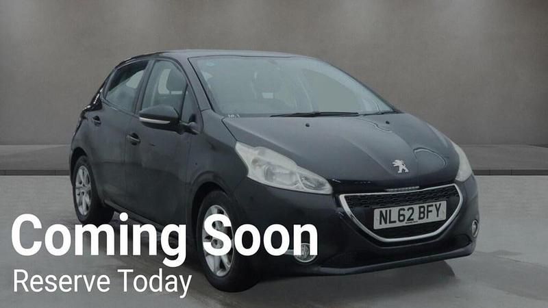 Black Used 2012 Peugeot 208 Active Hatchback | £3,125 (Fair price) - Image 1/4