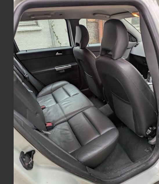 Used Volvo V50 SE 150 HP (110 kW) 2012 White Estate