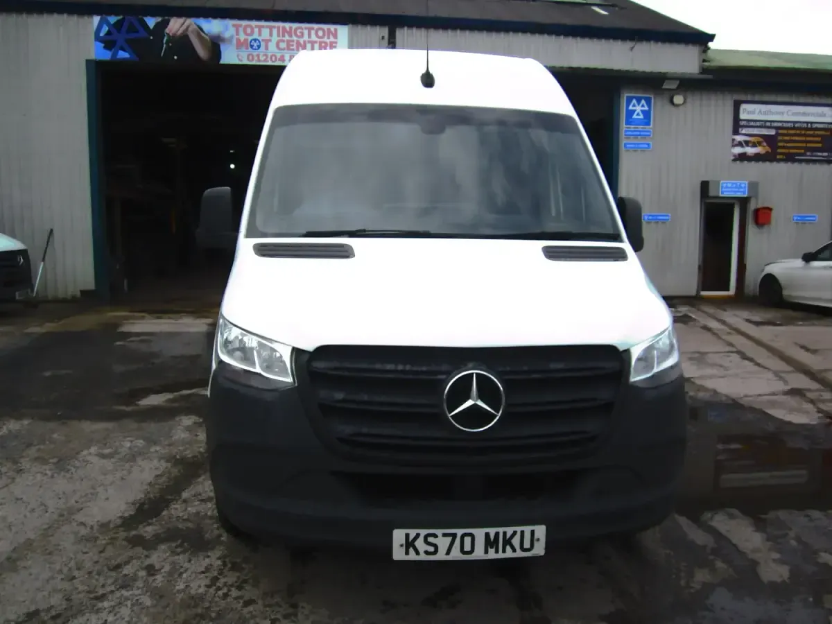 Used Mercedes Sprinter 2021 White Van