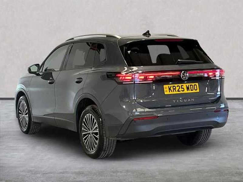 Used VW Tiguan Match 204 HP (150 kW) 2025 Grey SUV