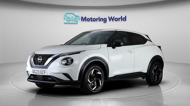 Used Nissan Juke N-Connecta 114 HP (83 kW) 2023 White SUV