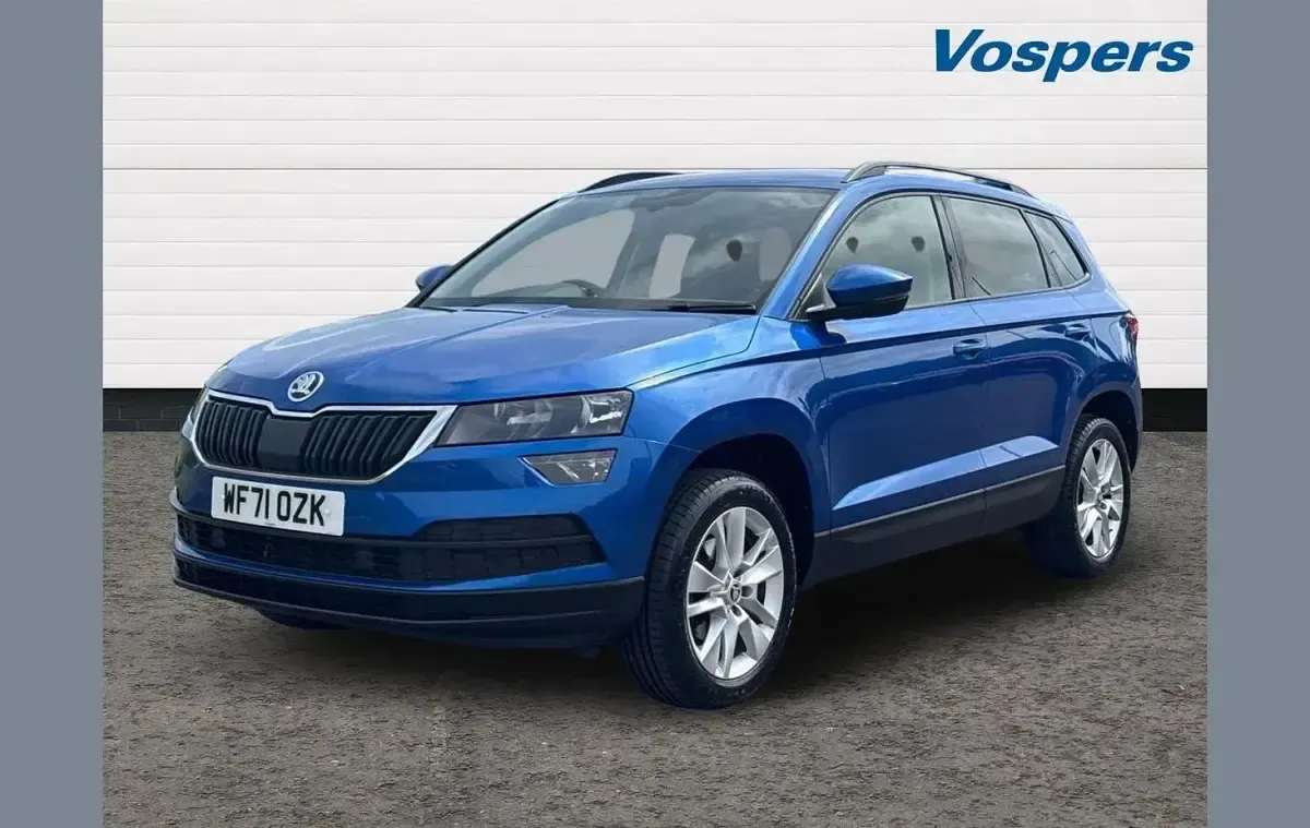 Usado Skoda Karoq SE Technology 150 HP (110 kW) 2022 Azul SUV