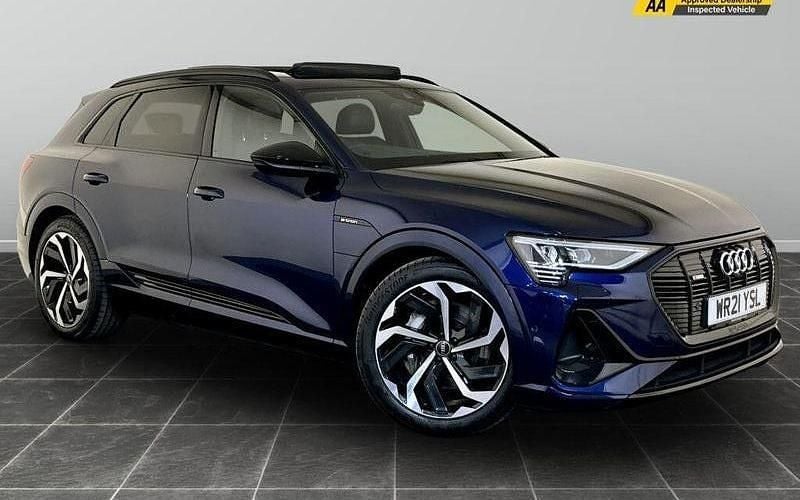 Used 2023 Audi e-tron Black Edition SUV | £18,495 (Super price) - Image 1/2