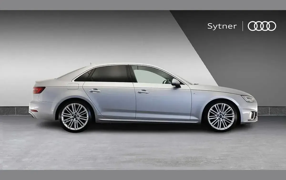 Used Audi A4 S-Line 148 HP (108 kW) 2019 Silver Sedan