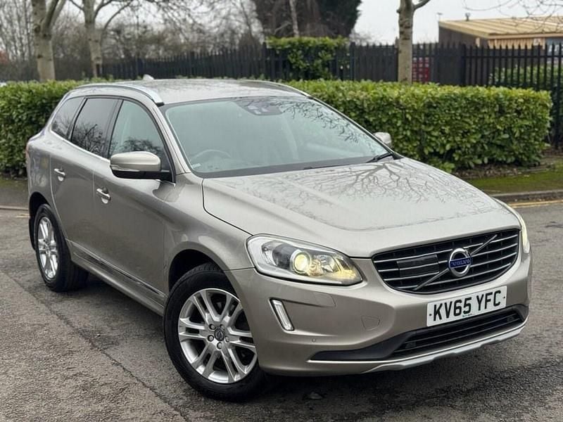 Used Volvo XC60 SE Lux 190 HP (139 kW) 2015 Gold SUV