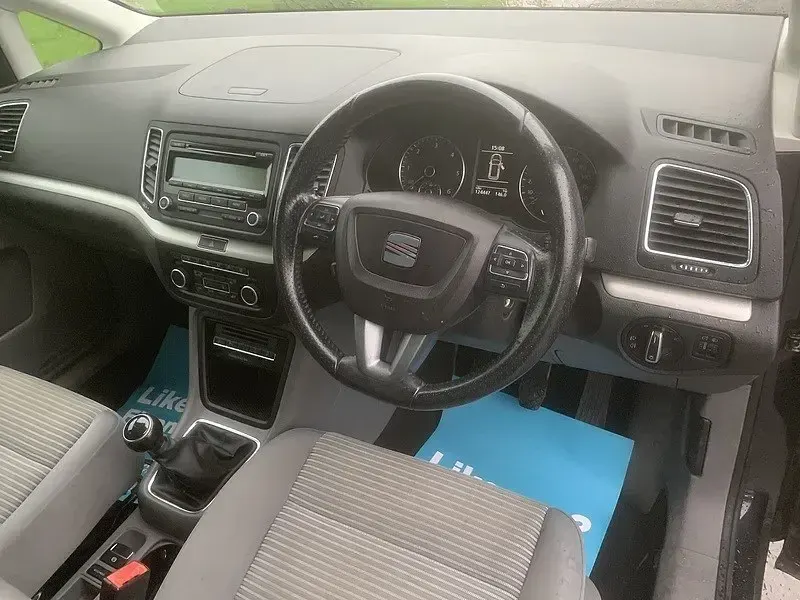 Usado Seat Alhambra SE 170 HP (125 kW) 2011 Preto Monovolume
