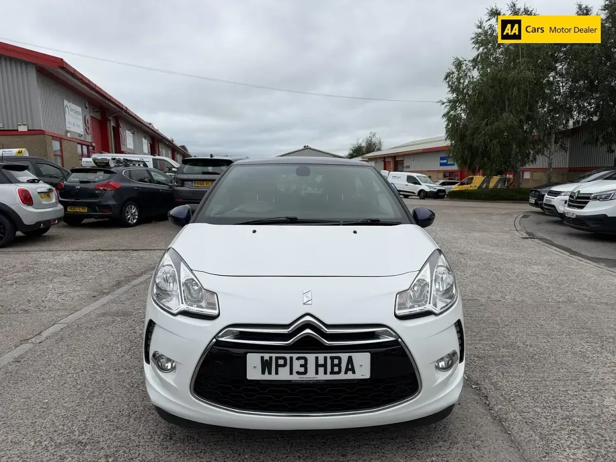 Used Citroën DS3 120 HP (88 kW) 2013 White Hatchback