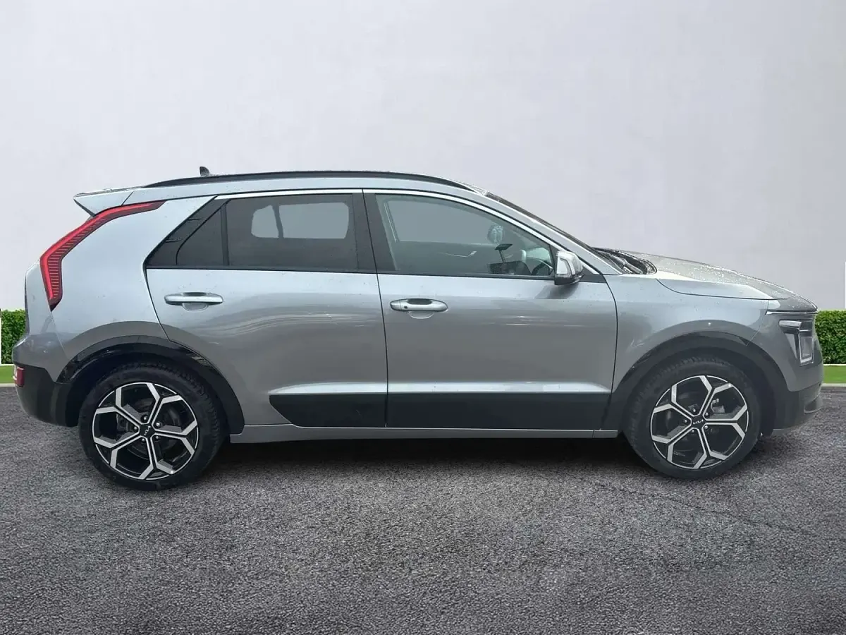 Used Kia Niro 44 HP (32 kW) 2025 Grey SUV