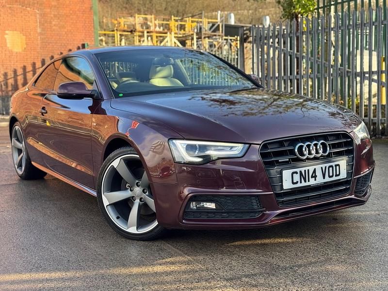 Used Audi A5 Black Edition 245 HP (180 kW) 2014 Red Coupe
