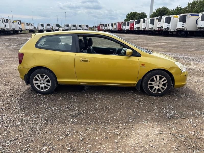 Used Honda Civic Sport 110 HP (80 kW) 2002 Gold Hatchback