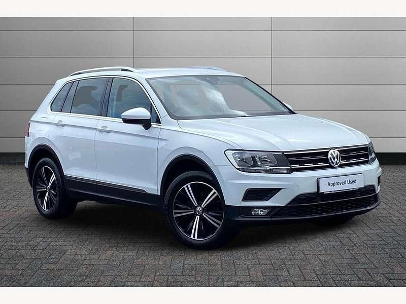 White Used 2019 VW Tiguan SE SUV | £13,450 (A bit pricey) - Image 1/4