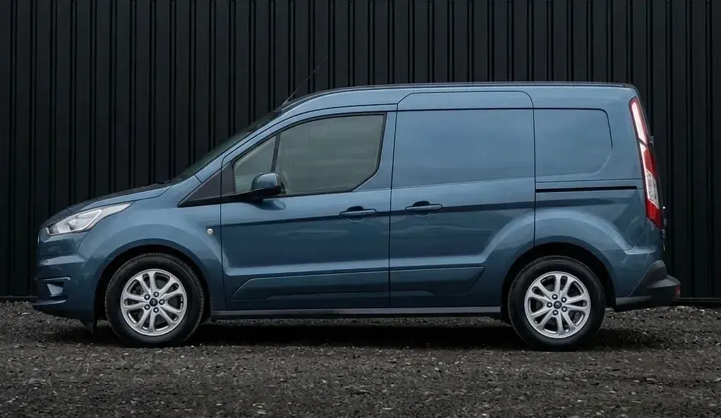 Used Ford Transit Connect Limited 120 HP (88 kW) 2019 Blue MPV