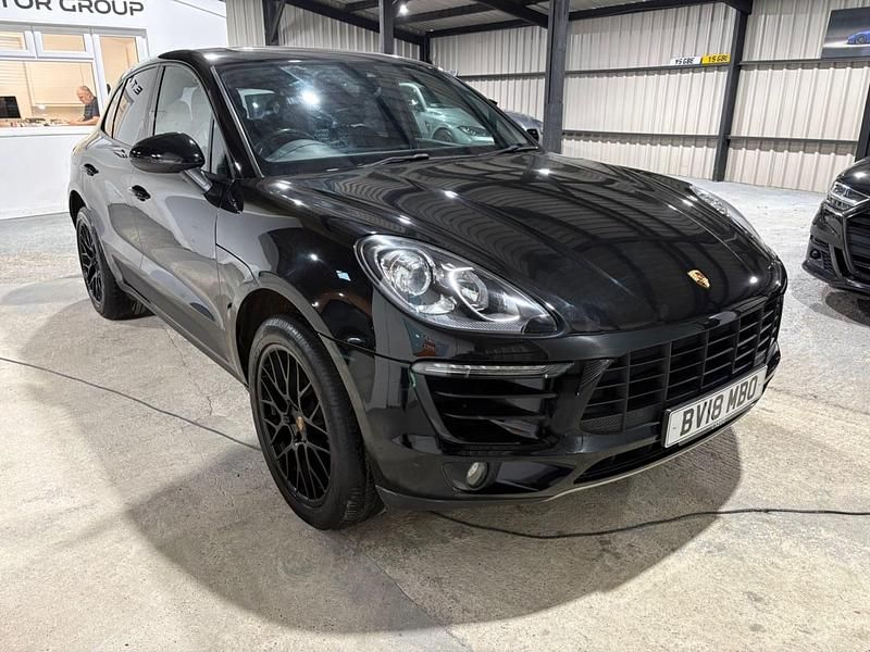 Used Porsche Macan 2018 Black SUV