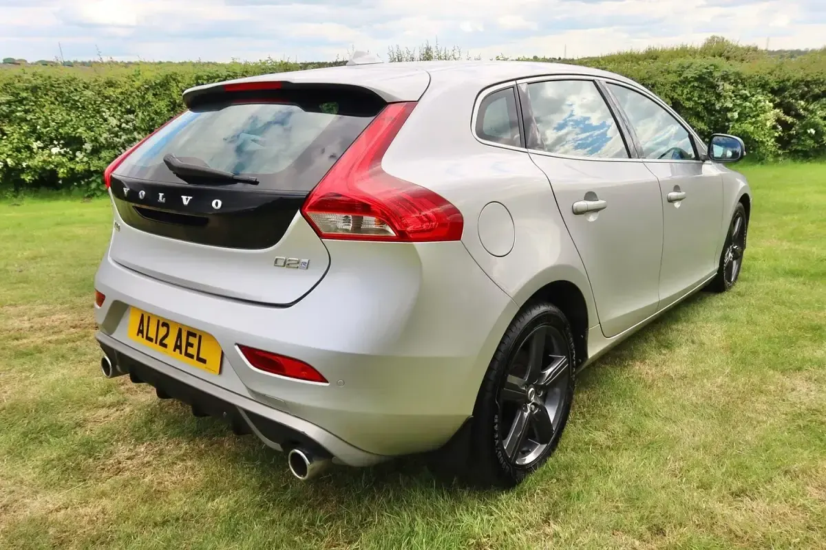 Used Volvo V40 R-Design 2016 Silver Hatchback