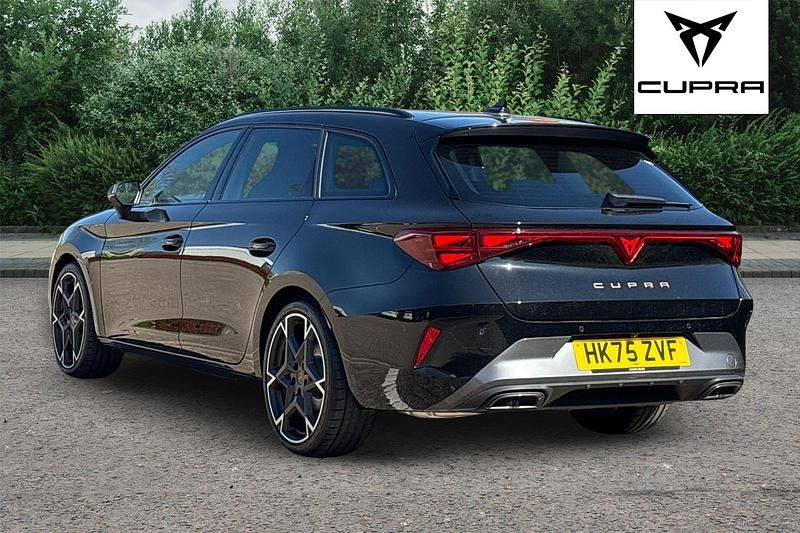New Cupra Leon 150 HP (110 kW) 2025 Midnight black