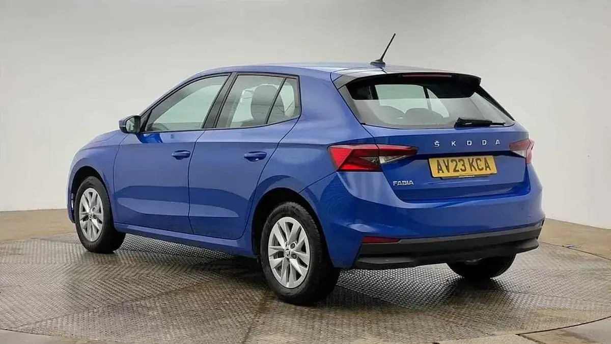 Used Skoda Fabia Comfort 79 HP (58 kW) 2023 Energy blue Hatchback