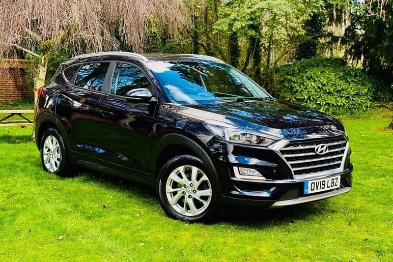 Used Hyundai Tucson SE 115 HP (84 kW) 2019 Black SUV