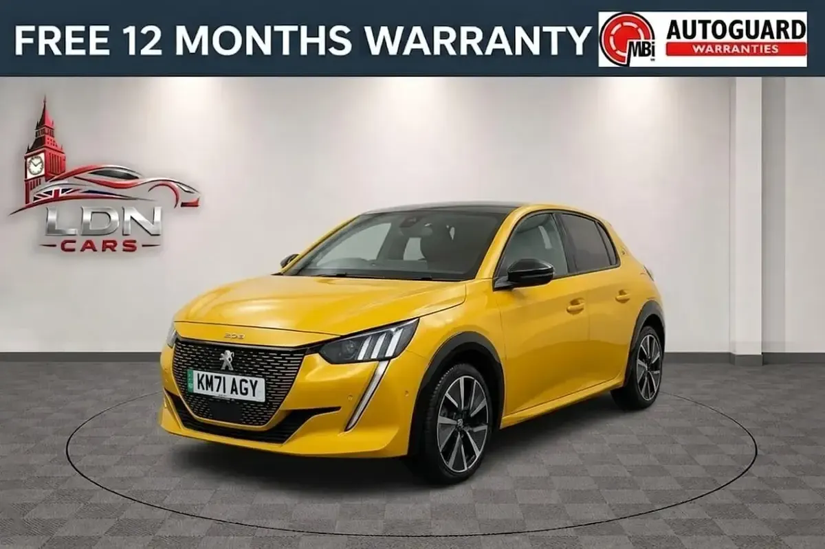 Używany Peugeot e-208 Premium 100 kW (136 KM) 2021 Żółty Hatchback