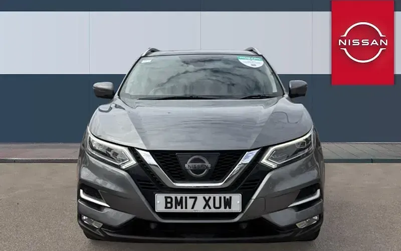 Used Nissan Qashqai Tekna 110 HP (80 kW) 2017 Grey SUV
