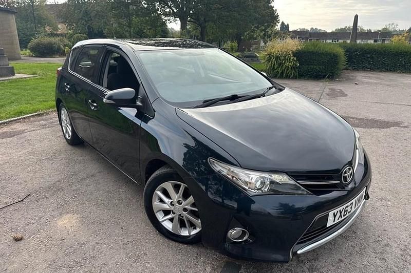 Used 2013 Toyota Auris | £3,495 (Fair price) - Image 1/1