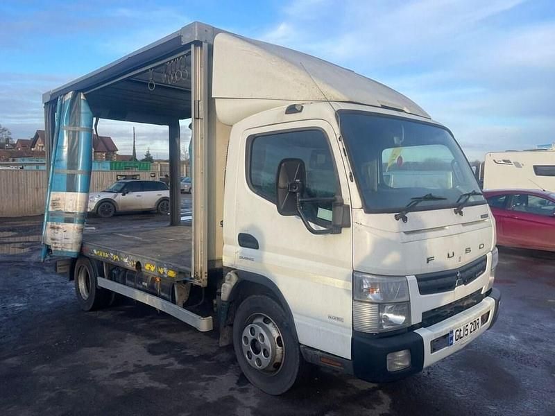White Used 2015 Mitsubishi Canter | £2,950 (Super price) - Image 1/4