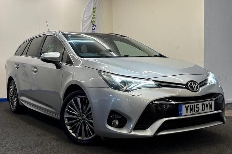 Used Toyota Avensis 2015 Silver Estate