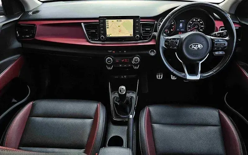 Used Kia Rio First Edition 120 HP (88 kW) 2017 Red Hatchback