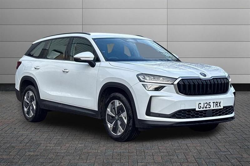Race blue Used 2025 Skoda Kodiaq SE SUV | £30,495 (Fair price) - Image 1/4