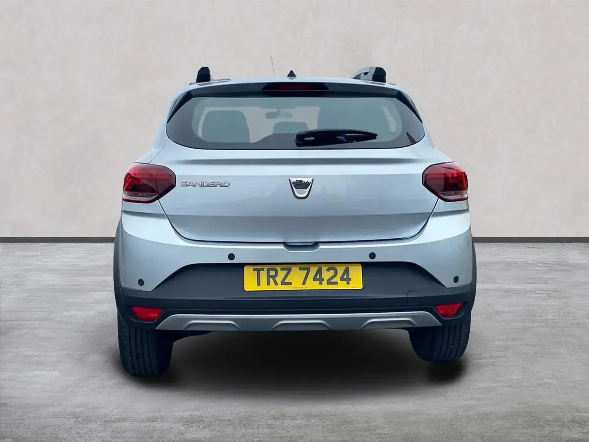 Used Dacia Sandero Essentiel 90 HP (66 kW) 2022 Grey Hatchback