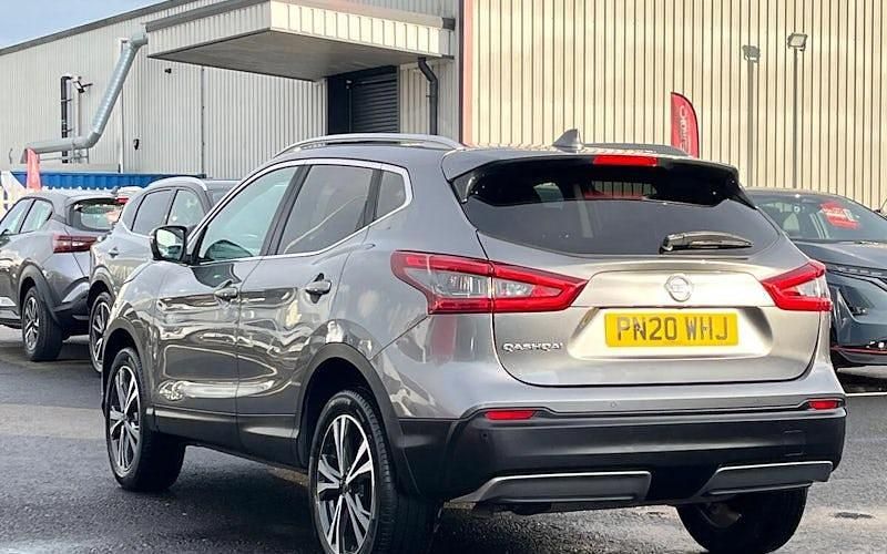 Used Nissan Qashqai N-Connecta 140 HP (102 kW) 2020 Grey SUV