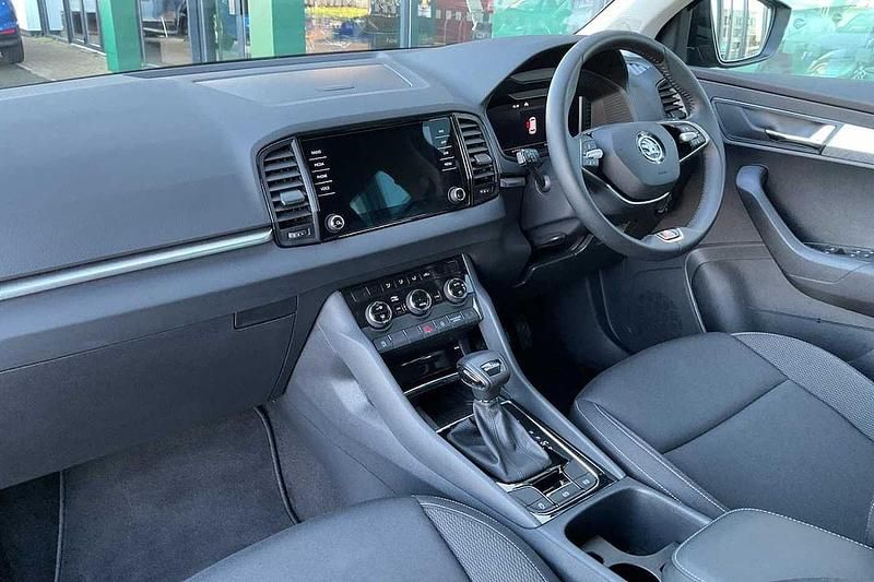 Used Skoda Karoq SE Drive 147 HP (108 kW) 2024 Black magic pearl effect SUV