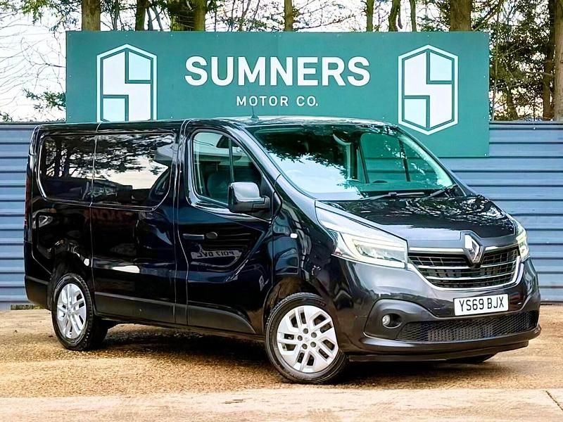 Used Renault Trafic 2019 Black MPV