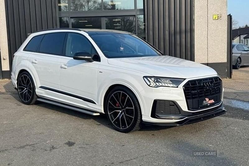 Used Audi Q7 Black Edition 231 HP (169 kW) 2020 White SUV